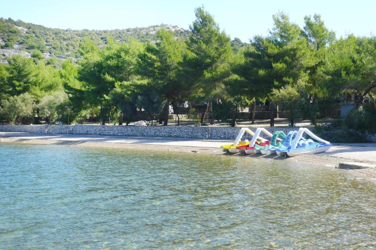 Belvilla Apartments In Holiday Resort Jezera Village, Island Murter Tisno Exterior photo